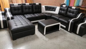 ESQUINERO ELEGANTE BLANCO Y NEGRO