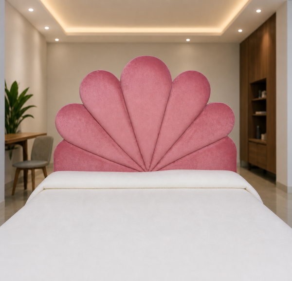 TARIMA Y TAPIZADO DE PETALOS DE FLOR ROSADO